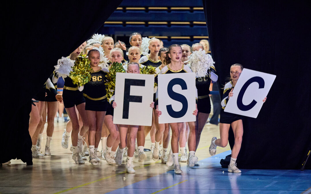 Itäväylä: Porvoolainen FunShine Cheerleaders haalii mitaleja ja kasvaa kohisten